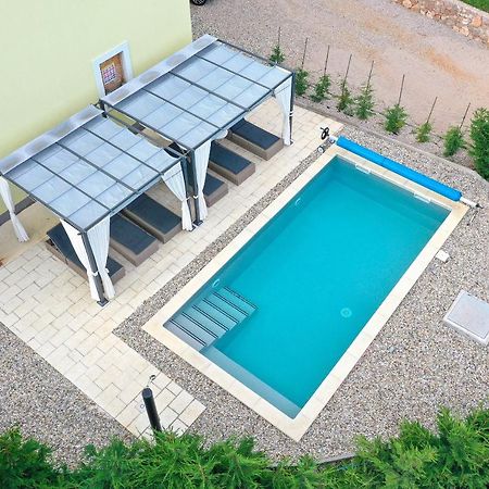 Holiday Home Tos Risika Kültér fotó