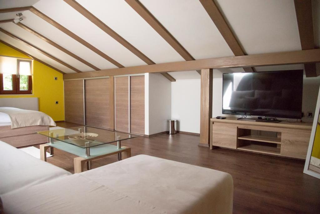 Holiday Home Tos Risika Kültér fotó