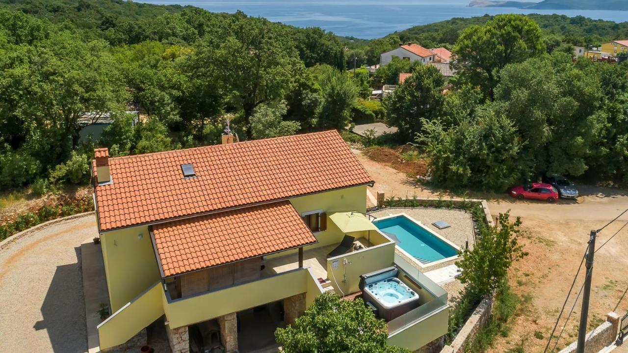 Holiday Home Tos Risika Kültér fotó