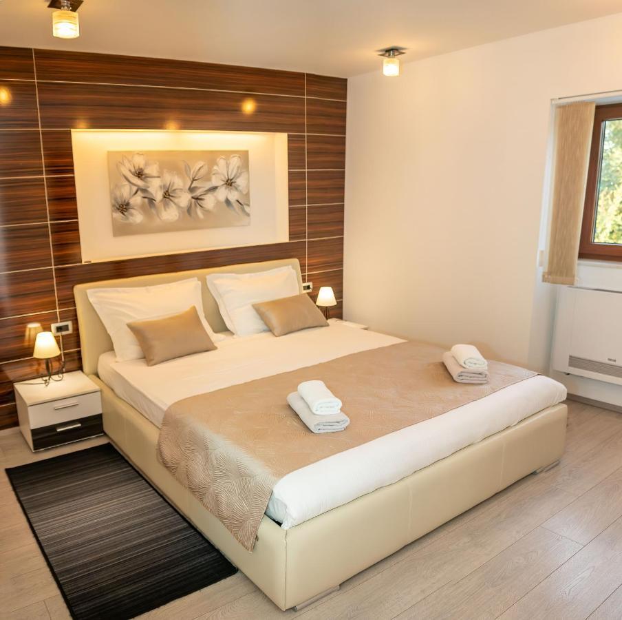 Holiday Home Tos Risika Kültér fotó