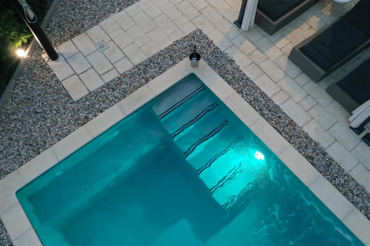Holiday Home Tos Risika Kültér fotó