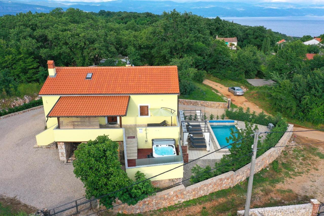 Holiday Home Tos Risika Kültér fotó